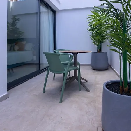 Yolo Norte Private Pool By Holidays 펜션 *